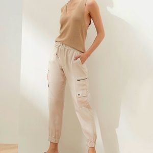 Banana Republic Soft Cargo Pants S